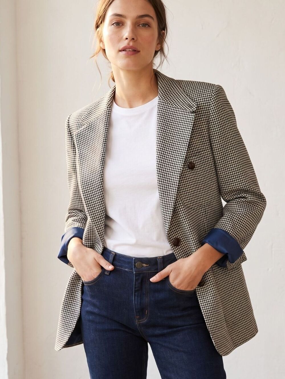 The Mancillas International Tailored Wool Blazer Jacket